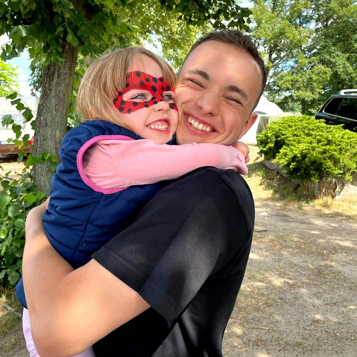 Ośrodek Wypoczynkowy "Świderek" | Strona Główna 1 4